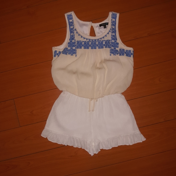 Takara Other - $5 Clearance!! Romper